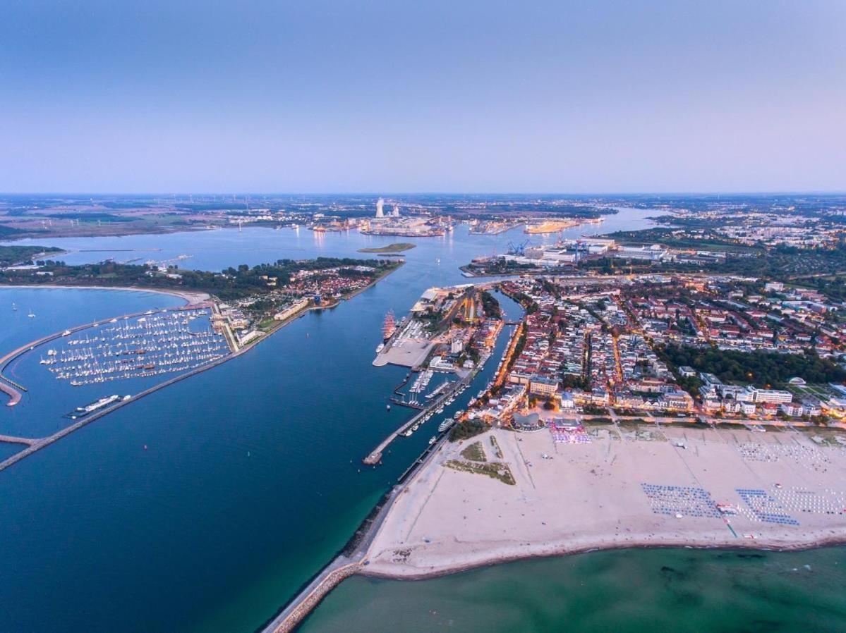 Ferienhaus Anchor Rostock Bagian luar foto